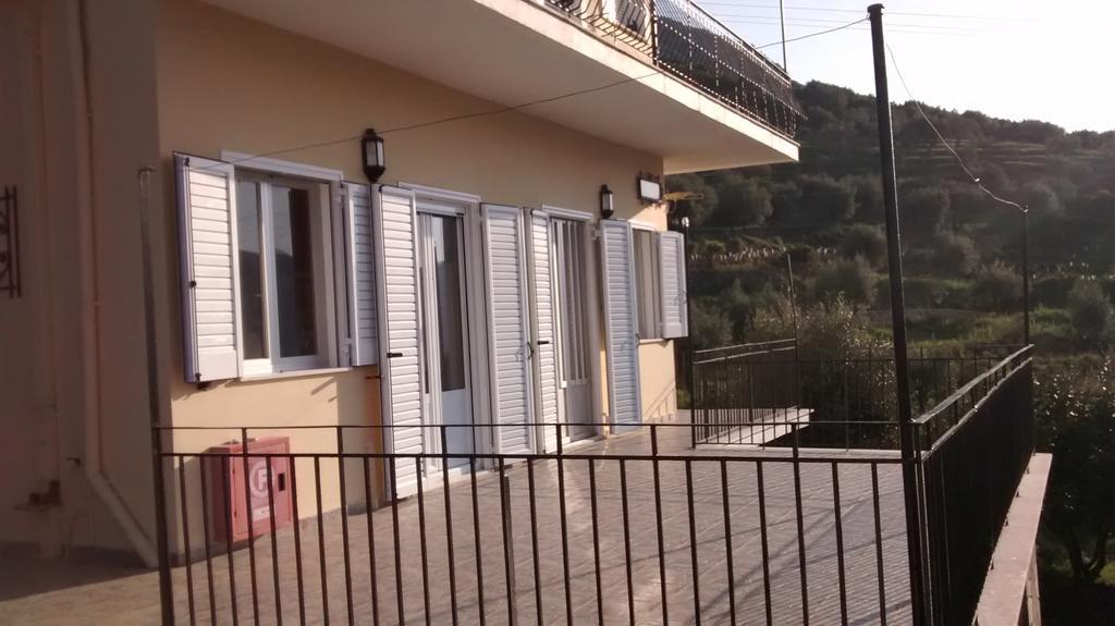 Olympia House Apartment Vathy  Ngoại thất bức ảnh